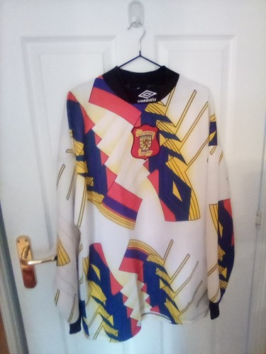 Scotland matchworn goalkeeper - scotland,