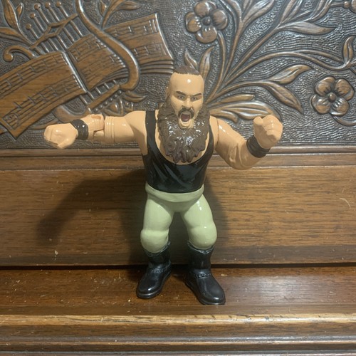 Wwe hasbro custom braun - wwe, 🔥braun