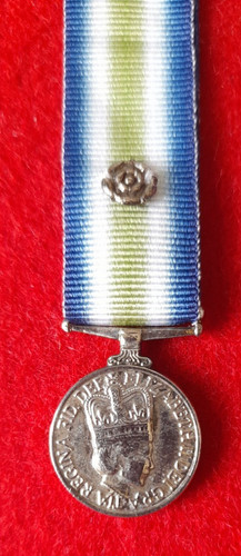 Miniature falklands war medal - miniature,