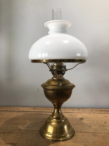 Vintage brass duplex oil lamp - brass,