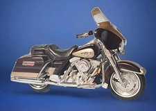 MAISTO 1/18 Harley Davidson
