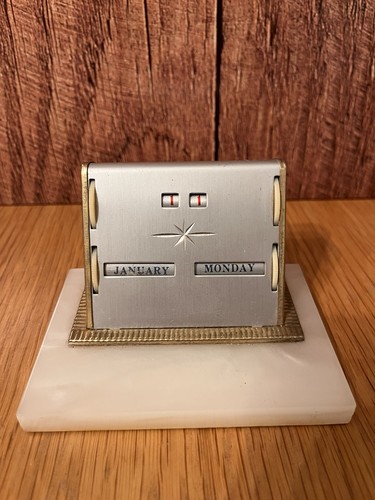 Vintage desk top - top, perpetual