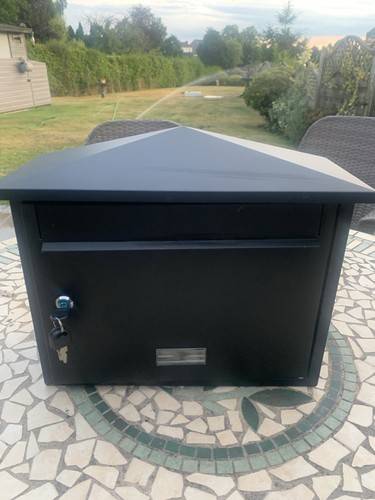 Postbox letter mailbox - postbox,