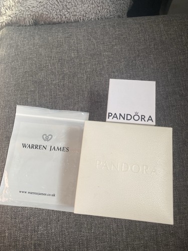 Pandora and warren - warren, boxes