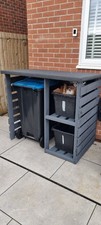 Wheelie bin and recycling box