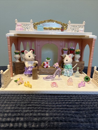 Sylvanian families - sylvanian,
