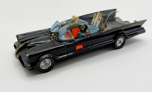 Corgi batmobile vintage - corgi,