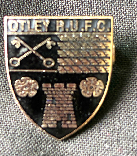 Otley enamel football - p.u.f.c.,