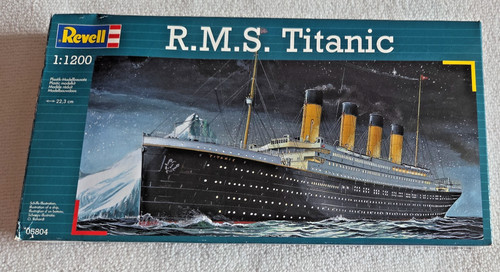 Revell titanic 1 1200 - revell,