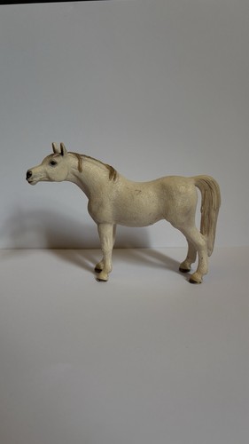 Schleich 2008 arabian mare - arabian,