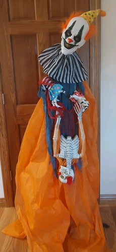 Life size clown marionette - size, w/marionette