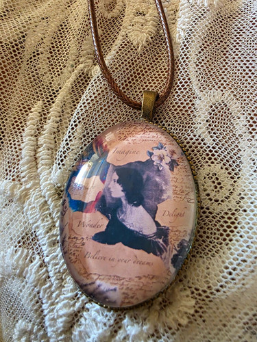 Oval cabochon pendant necklace - oval,
