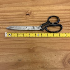 Vintage J.Stringer & sons Sheffield 9 1/2" scissors