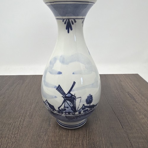 Delft blue small vase hand - small,