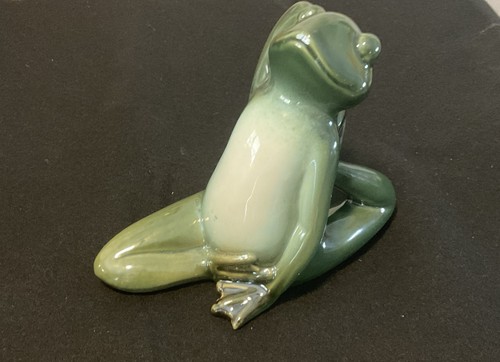 Ceramic frog yoga - frog,