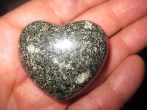 Stonehenge heart 6g - stonehenge,, 73.6g