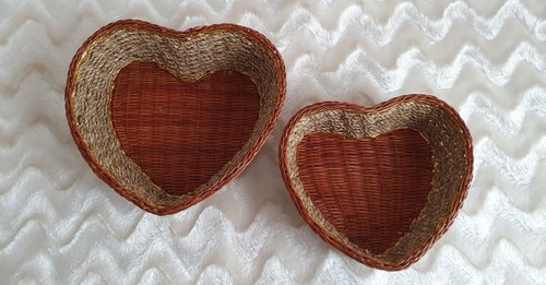 Basket tray heart shaped - basket, heart-shaped