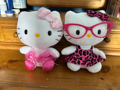 Pink hello kitty plushies - 2x,