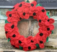 KNITTING & CROCHET PATTERN copy BEAUTIFUL REMEMBRANCE DAY POPPY WREATH & POPPY