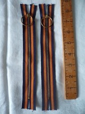 Two close end blue - end, orange