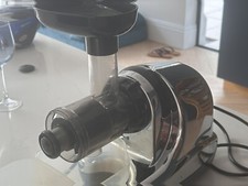 Hurom Cold Press Juicer - Stainless Steel