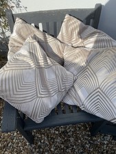 Set of 4 Cushions Ideal for