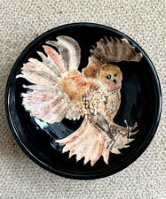  Eye catching studio pottery