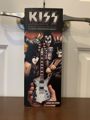 Axe heaven kiss - paul, stanley