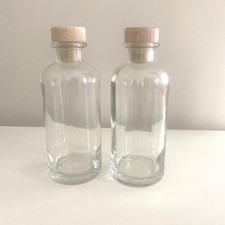 2 x 200ml Glass Bottles Airtight Oak Stoppers