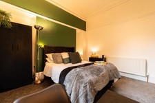 6 Bed HMO Air BNB Luxury Furniture House Clearance