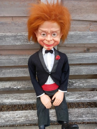 Parlanchin ventriloquist - mr,