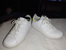 Adidas Girls Size 13.5 White Trainers Stan Smith Great Quality Condition Lovely 