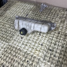 Nissan Juke I F15 2014 Water