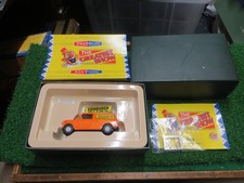 CORGI CLASSICS PREMIUM EDITION BILLY SMARTS CIRCUS MINI VAN  CC02001 MIB 1/43