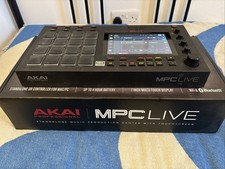 Akai MPC Live 1 sampler groove