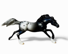 Breyer Stablemates  Black