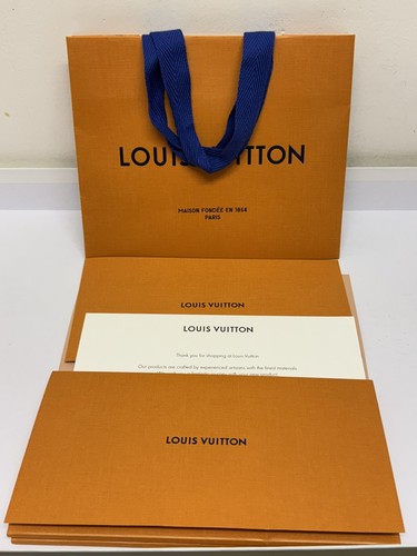 Louis vuitton small gift - louis,