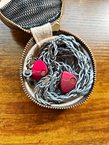 Moondrop aria red ear - moondrop, in-ear