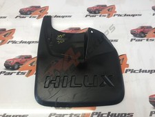 Mudflap (front Passenger Side) TOYOTA HILUX 2016-2020