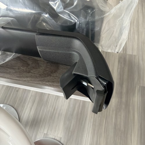 Roof rack cross bars - roof,