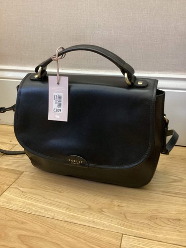 Bnwt radley black - radley,