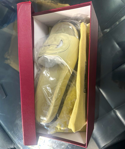 Gucci unisex beige logo faux - gucci,