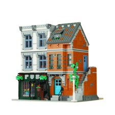 Modular Old Three-story House