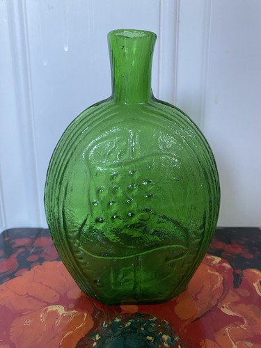 Vintage green glass historical - vintage,