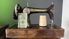 Vintage Singer 127/128 Hand