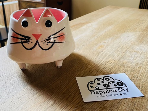 Cat plant pot holder - cat,