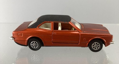 Corgi toys 313 ford cortina - toys,