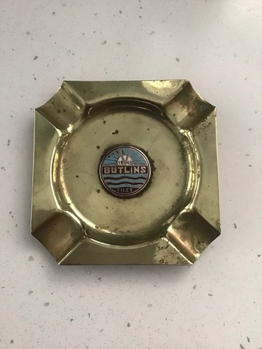 Butlins filey 1945 - 1945, brass