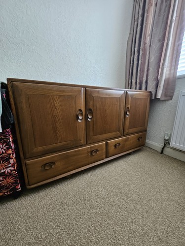 Ercol windsor 468 sideboard - ercol,