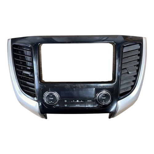 Mitsubishi l200 surround panel - surround,